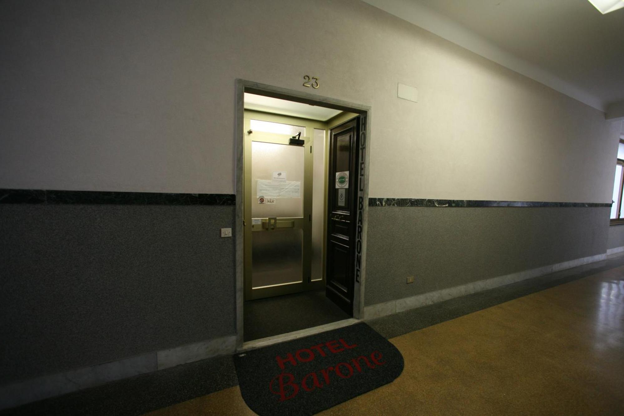 Hotel Barone Genua Exteriör bild