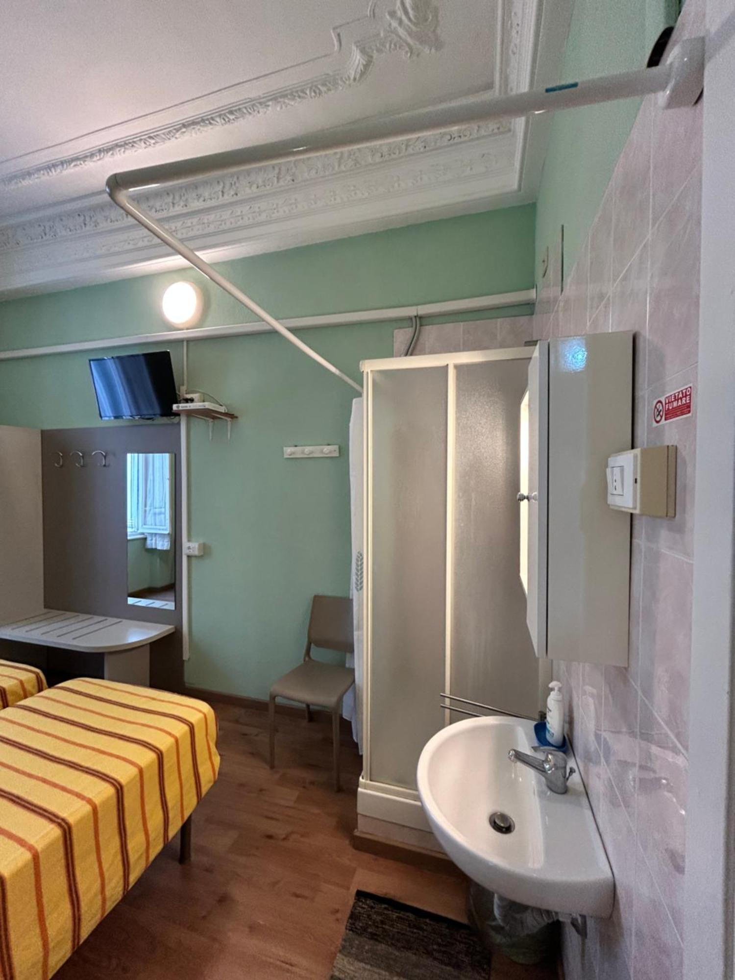 Hotel Barone Genua Exteriör bild