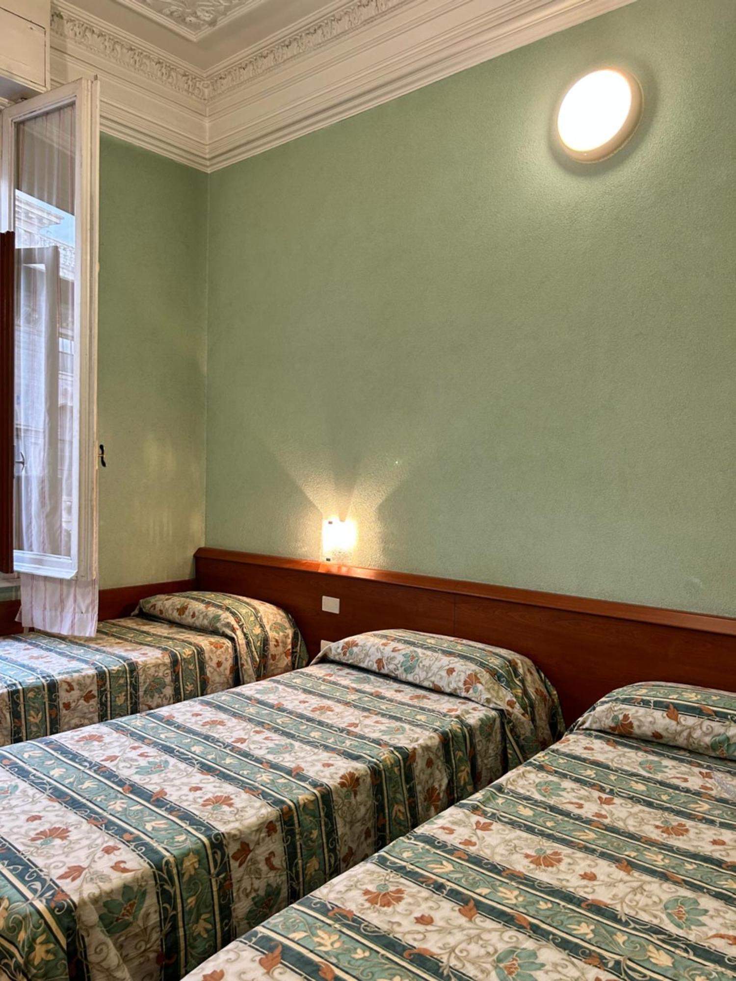 Hotel Barone Genua Exteriör bild