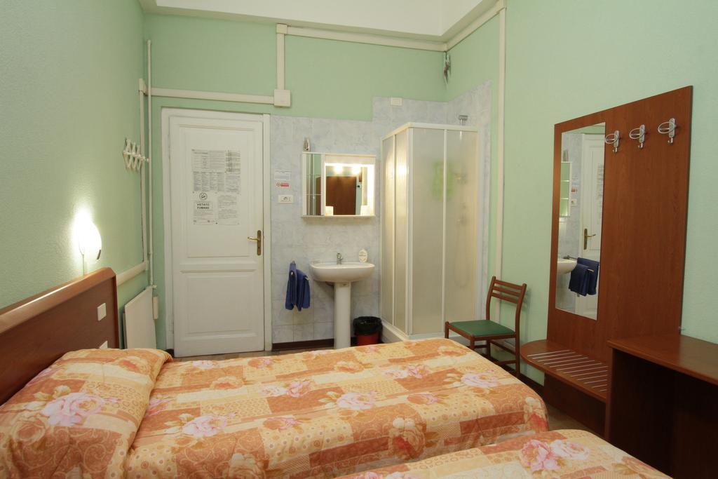 Hotel Barone Genua Exteriör bild